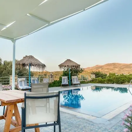 Villa Zeus's Daughtes